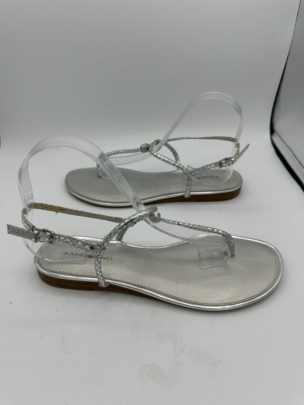 Bandolino T-Strap Flat Sandals 8M